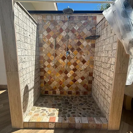 Casa Andrea * 切法卢